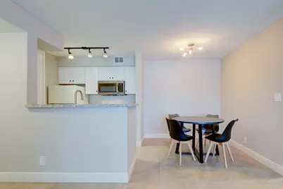 2900 S University Drive #9104, Davie, FL 33328 - Photo 9