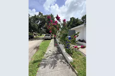 6645 Sheridan Street, Hollywood, FL 33024 - Photo 11