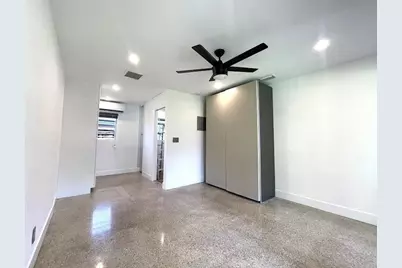 975 NE 40th Street #B, Oakland Park, FL 33334 - Photo 5