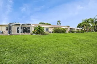 8900 Warwick Dr, Boca Raton, FL 33433 - Photo 29