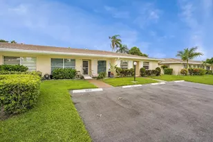 8900 Warwick Dr, Boca Raton, FL 33433 - Photo 45