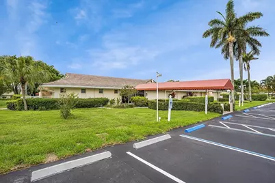8900 Warwick Drive, Boca Raton, FL 33433 - Photo 35