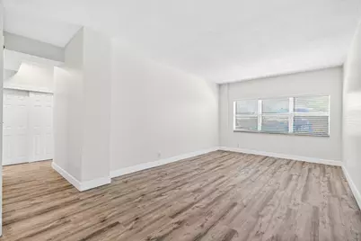 2555 NE 11th Street #104, Fort Lauderdale, FL 33304 - Photo 9