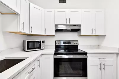 2555 NE 11th Street #104, Fort Lauderdale, FL 33304 - Photo 3