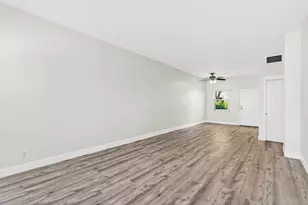 2555 NE 11th St, Fort Lauderdale, FL 33304 - Photo 17