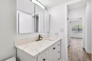 2555 NE 11th St, Fort Lauderdale, FL 33304 - Photo 13