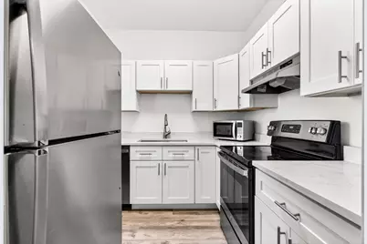 2555 NE 11th Street #104, Fort Lauderdale, FL 33304 - Photo 3