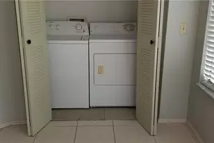 2986 S University Dr, Davie, FL 33328 - Photo 9