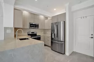 804 NE 7th St, Fort Lauderdale, FL 33304 - Photo 15
