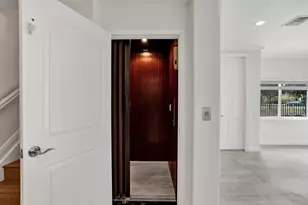 804 NE 7th St, Fort Lauderdale, FL 33304 - Photo 21