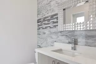 804 NE 7th St, Fort Lauderdale, FL 33304 - Photo 21