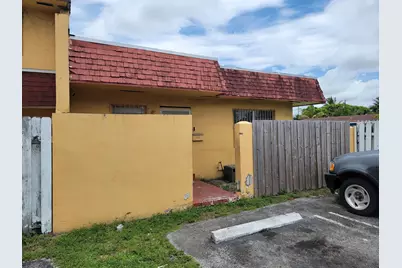 606 NW 179th Street, Miami Gardens, FL 33169 - Photo 3