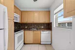 374 Brighton I, Boca Raton, FL 33434 - Photo 19
