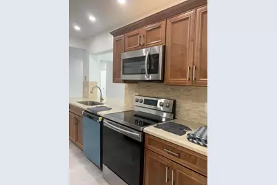 4005 NW 76th Avenue, Coral Springs, FL 33065 - Photo 23