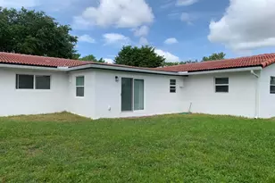 4005 NW 76th Ave, Coral Springs, FL 33065 - Photo 5