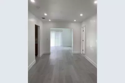 4005 NW 76th Avenue, Coral Springs, FL 33065 - Photo 11