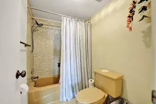 301 Lake Shore Dr, Lake Park, FL 33403 - Photo 33