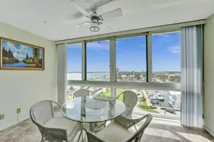301 Lake Shore Dr, Lake Park, FL 33403 - Photo 27