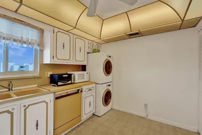 301 Lake Shore Drive #809, Lake Park, FL 33403 - Photo 31