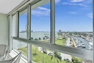 301 Lake Shore Dr, Lake Park, FL 33403 - Photo 1