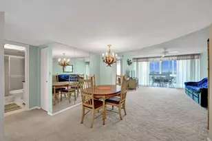 301 Lake Shore Dr, Lake Park, FL 33403 - Photo 9