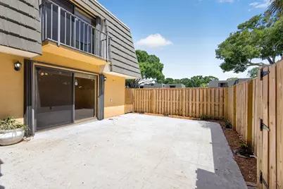 3501 35th Way, West Palm Beach, FL 33407 - Photo 3