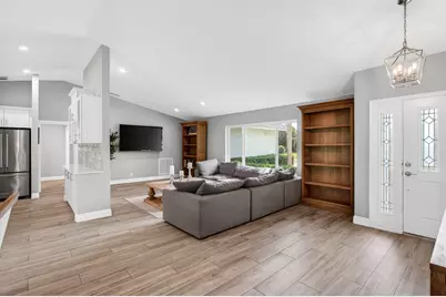 17773 Maplewood Drive, Boca Raton, FL 33487 - Photo 9
