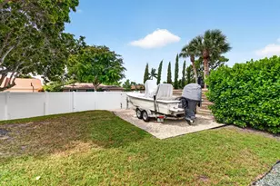 17773 Maplewood Dr, Boca Raton, FL 33487 - Photo 43