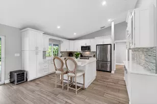17773 Maplewood Dr, Boca Raton, FL 33487 - Photo 15