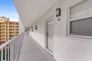 1391 S Ocean Blvd S, Pompano Beach, FL 33062 - Photo 3