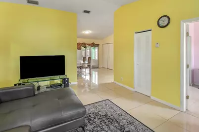 23 Chelsea Lane, Boynton Beach, FL 33426 - Photo 5