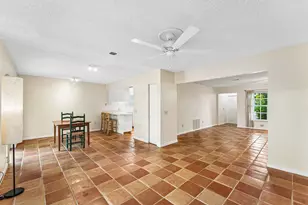 3150 Pinehurst Dr, Lake Worth, FL 33467 - Photo 7