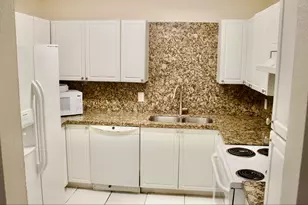 10851 NW 45th St, Coral Springs, FL 33065 - Photo 15