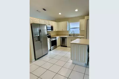 3694 Miramontes Circle, Wellington, FL 33414 - Photo 9