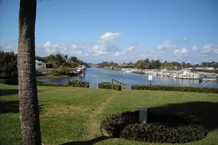 725 Hummingbird Way, North Palm Beach, FL 33408 - Photo 3