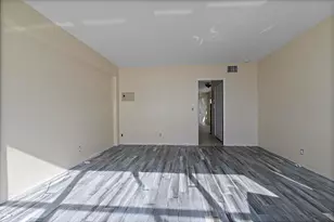 1801 S Surf Rd, Hollywood, FL 33019 - Photo 25