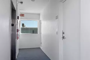 1801 S Surf Rd, Hollywood, FL 33019 - Photo 29