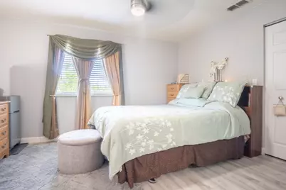 2218 SW Marshfield Court, Port Saint Lucie, FL 34953 - Photo 9