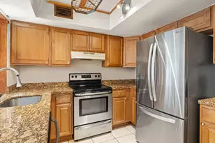 811 SE 4th Ave, Dania Beach, FL 33004 - Photo 5