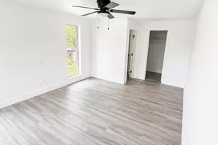 735 20th St, West Palm Beach, FL 33407 - Photo 7