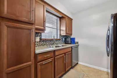 104 Shoreview Drive #104, Greenacres, FL 33463 - Photo 11