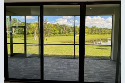 9741 Spruce Woods Drive, Boynton Beach, FL 33473 - Photo 13