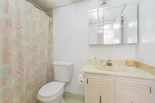 2811 Somerset Dr, Lauderdale Lakes, FL 33311 - Photo 13