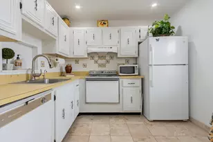 2811 Somerset Dr, Lauderdale Lakes, FL 33311 - Photo 1