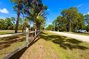 14703 N 71st Pl Pl N, The Acreage, FL 33470 - Photo 53