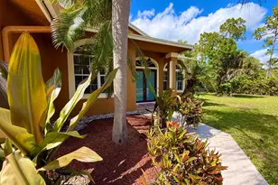 14703 N 71st Pl Pl N, The Acreage, FL 33470 - Photo 5