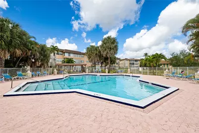 5031 W Oakland Park Boulevard #309, Lauderdale Lakes, FL 33313 - Photo 3