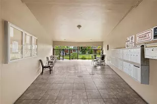 5031 W Oakland Park Blvd, Lauderdale Lakes, FL 33313 - Photo 23