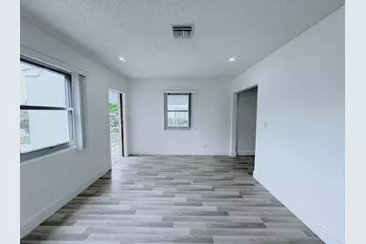 831 El Prado, West Palm Beach, FL 33405 - Photo 19