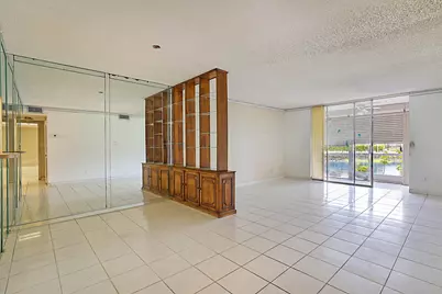 9201 Sunrise Lakes Boulevard #107, Sunrise, FL 33322 - Photo 3
